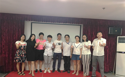 通發(fā)激光的家人們和各位美女初次見面！